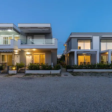 アパート Roxani Residential Complex