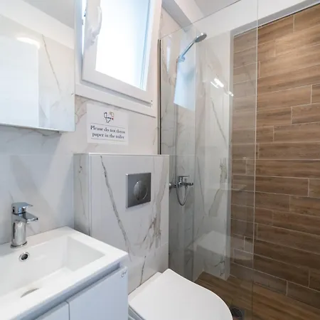 Roxani Residential Complex * Ofrínion