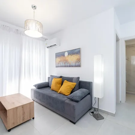 Roxani Residential Complex Ofrínion