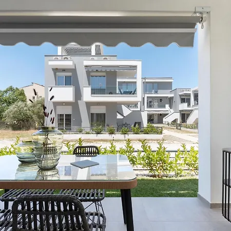 Roxani Residential Complex Ofrínion