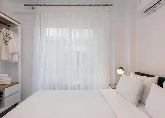 Roxani Residential Complex Ofrínion