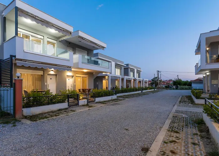 Roxani Residential Complex Ofrínion