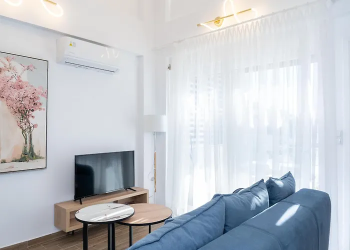 Roxani Residential Complex * Ofrínion