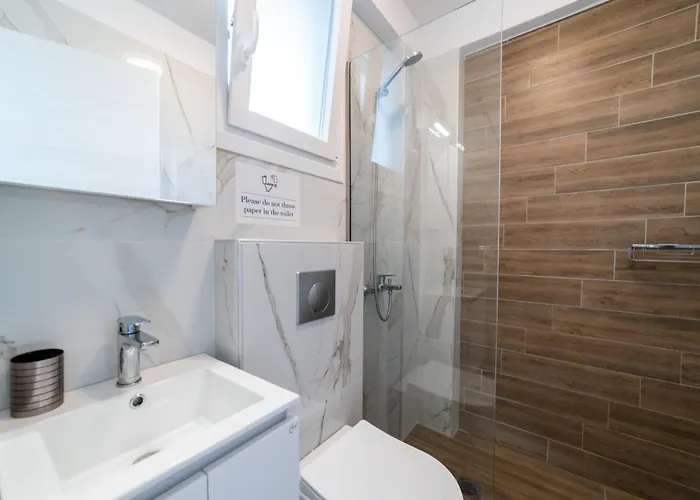 Roxani Residential Complex * Ofrínion