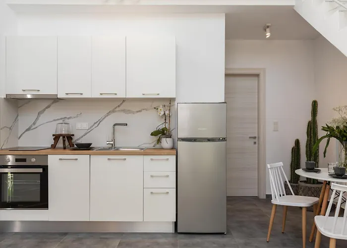 Roxani Residential Complex Ofrínion